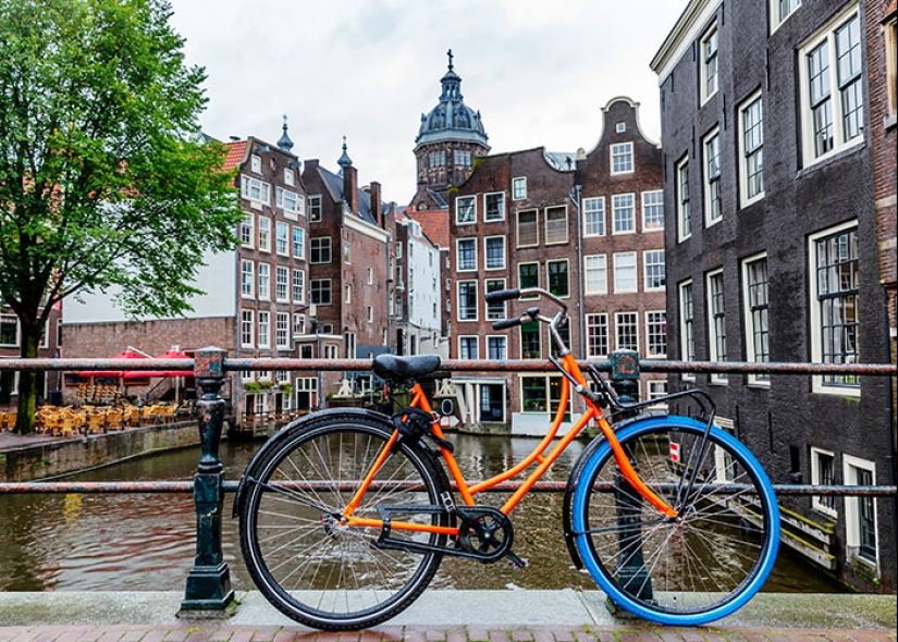 13 People Share What’s The Myth That Many Foreigners Still Accept As Reality About Their Country