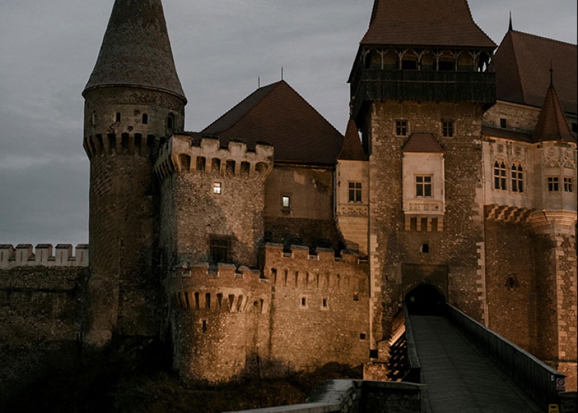 13 People Share What’s The Myth That Many Foreigners Still Accept As Reality About Their Country