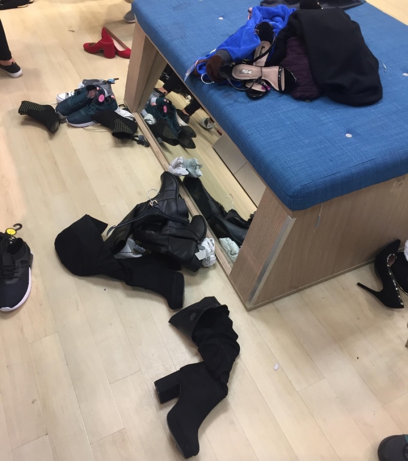 13 photos about buyers that all sellers hate. Admit it, do you do that too?