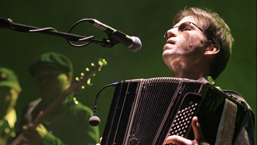 13 stories about how it was created, the names of famous rock bands