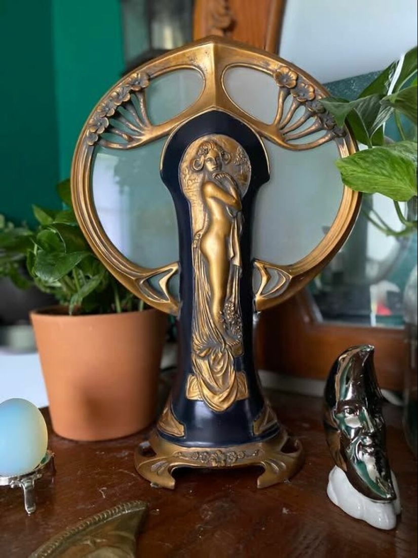 14 Times People Couldn’t Believe Their Luck In Thrift Stores