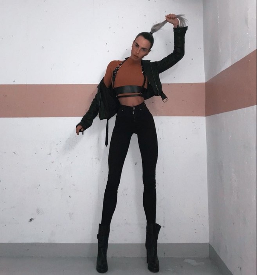 15 beauties with incredibly long legs 15 beauties with incredibly long legs