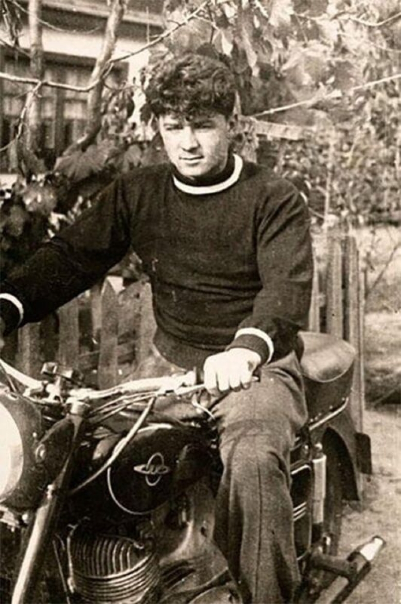 15 fotos inesperadas de celebridades rusas, donde es difícil reconocerlas