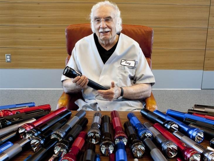 15 grandes proyectos que comenzaron en un pequeño garaje 15 grandes proyectos que comenzaron en un pequeño garaje