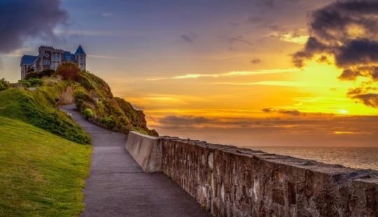 15 lugares no turísticos donde el carácter real de cada país es visible