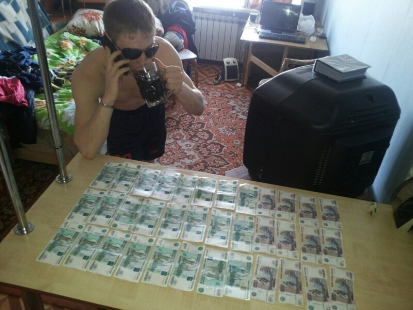 15 photos in the style of "expensive-rich", or What is meant by "cheap Ponty"