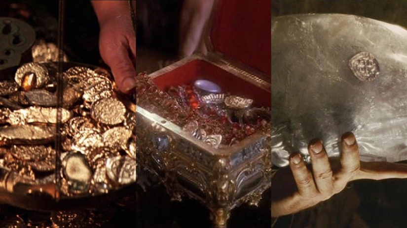 15 props roaming Hollywood 15 props roaming Hollywood