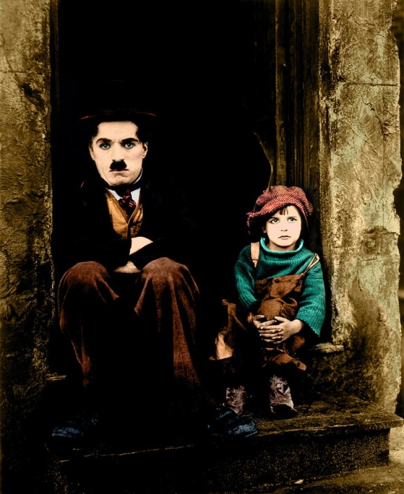 15 rare colored photos of Charlie Chaplin made in the 1910-1930 years 15 rare colored photos of Charlie Chaplin made in the 1910-1930 years