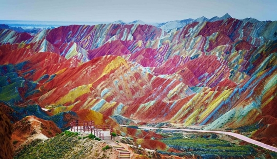 15 unbelievably beautiful places on Earth that are waiting for you