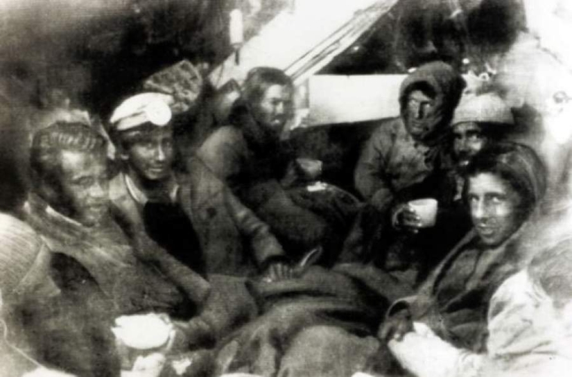 17 photos that hide inhumanly creepy stories 17 photos that hide inhumanly creepy stories