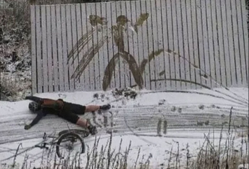 18 Images So Weird They Need Jesus, As Shared By The “Weird Images Worth Seeing” Online Group