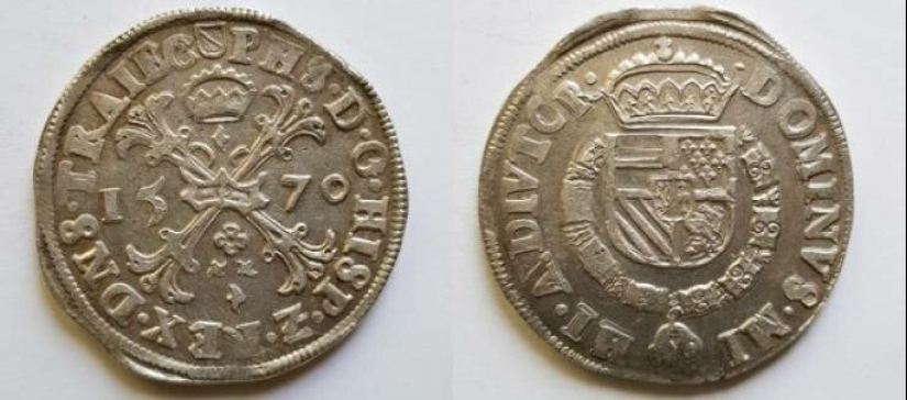 18 personas que han encontrado el tesoro usando un detector de metales 18 personas que han encontrado el tesoro usando un detector de metales