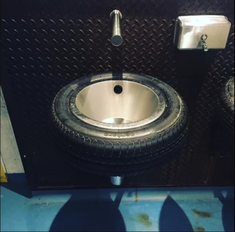 19 signs of a hipster restaurant that knows a lot about perversions 19 signs of a hipster restaurant that knows a lot about perversions