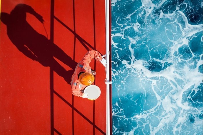 20 amazing photos capturing the contrasts of our planet