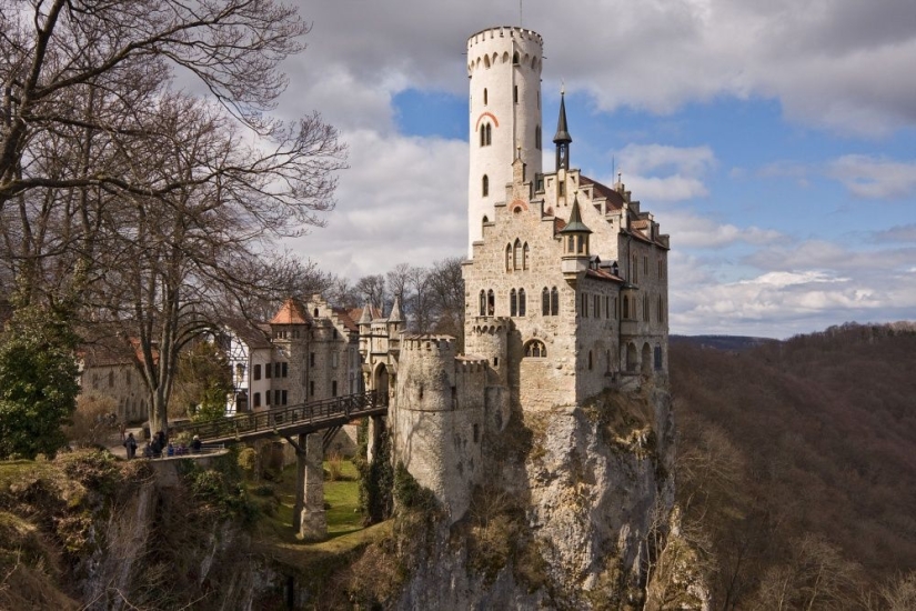 20 coolest castles in which you want to stay to live 20 coolest castles in which you want to stay to live
