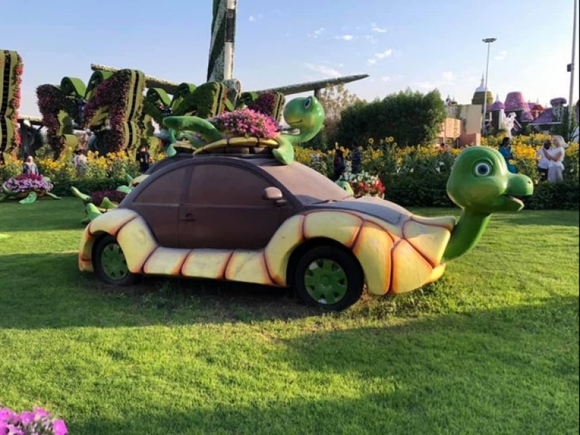 20 designers who have gone too far, creating their own "masterpieces"