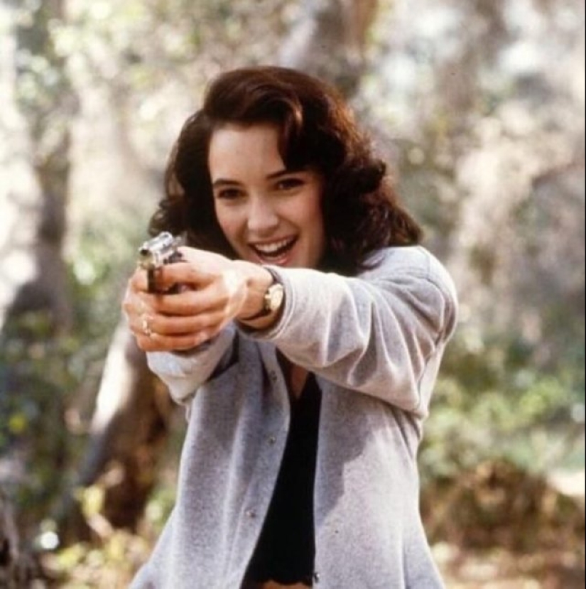 20 famous girls with guns in their hands 20 famous girls with guns in their hands