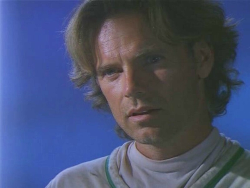 20 forgotten TV series from the 90s, which was shown on STS in the first year of broadcasting