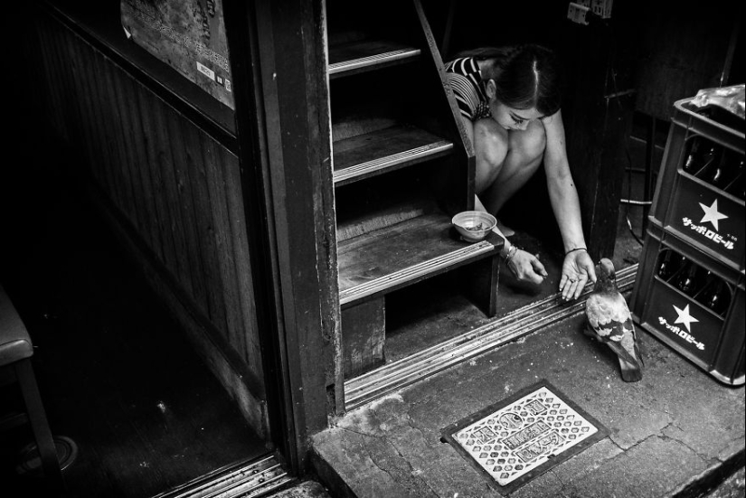 20 fotogramas de fotografía callejera que revelan un lado desconocido de Japón 20 fotogramas de fotografía callejera que revelan un lado desconocido de Japón