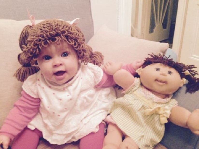 20 Kids Who Look Exactly Like Their Dolls