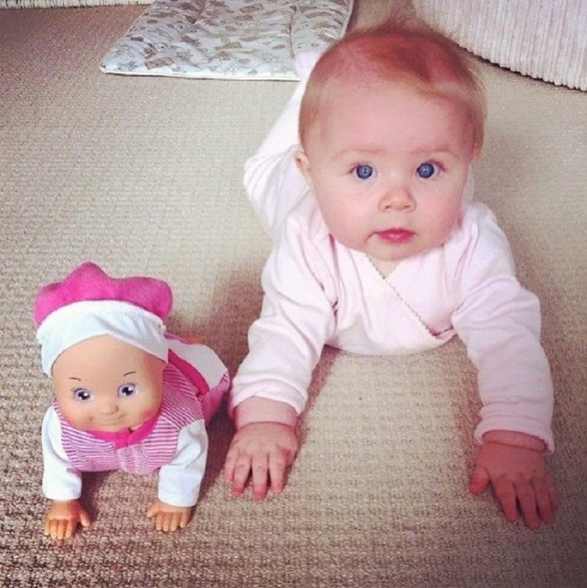 20 Kids Who Look Exactly Like Their Dolls