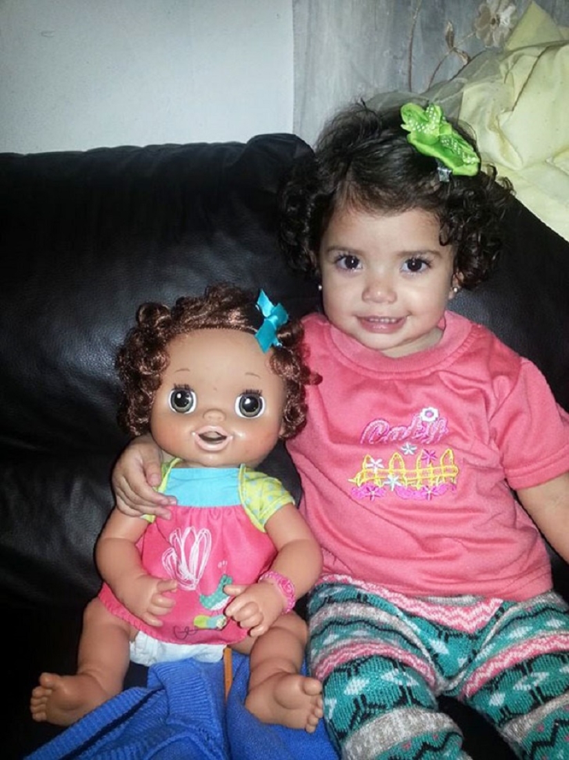 20 Kids Who Look Exactly Like Their Dolls