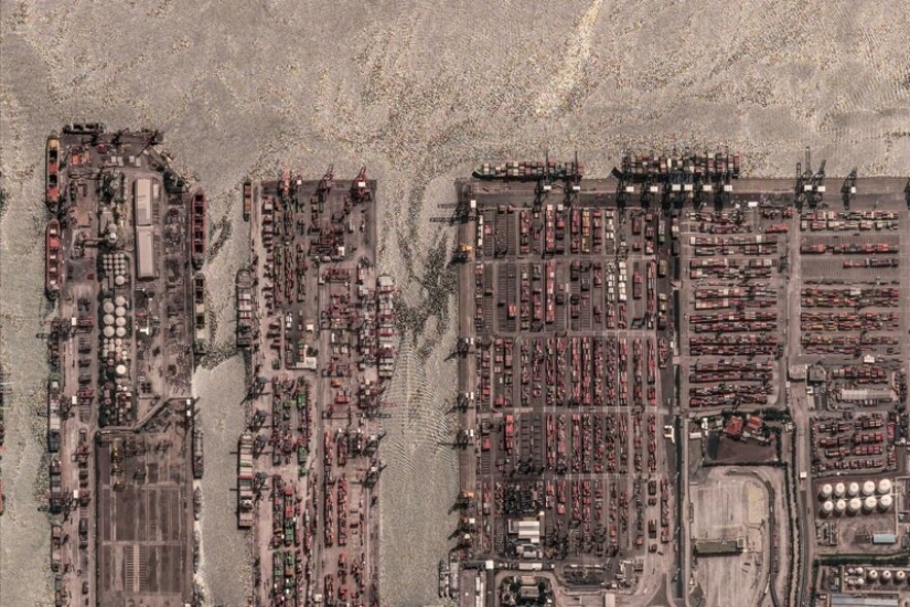 20 most beautiful satellite images from a new collection of Google Earth