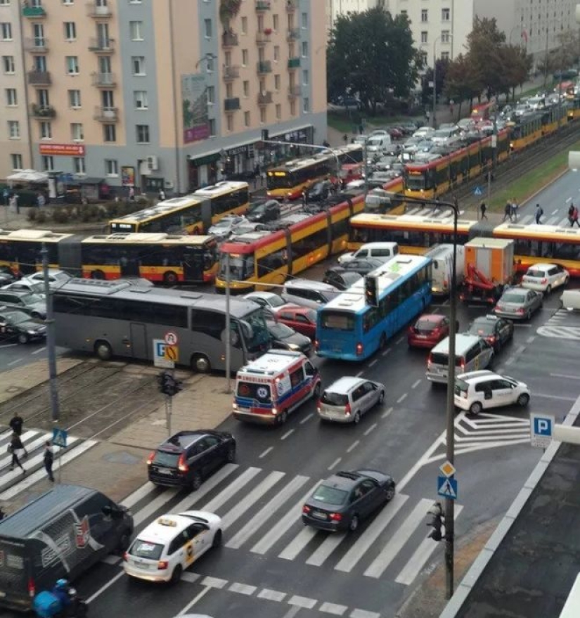 20+ personas que sintieron lo que es un mal día, en su propia piel 20+ personas que sintieron lo que es un mal día, en su propia piel