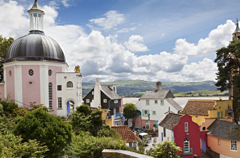 20 places where color rules the world 20 places where color rules the world