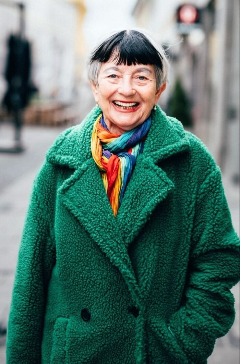 20 Stylish People This Photographer Captured On The Street