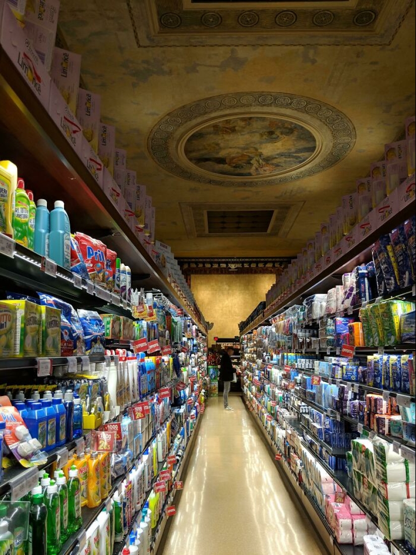 20 Times Travelers Were Shocked, Amused, Or Amazed In Other Countries