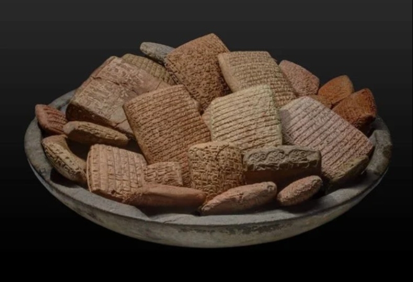 22 artefactos únicos del pasado que sorprenden y deleitan 22 artefactos únicos del pasado que sorprenden y deleitan