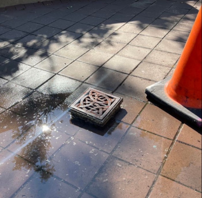 22 cases when the task was extremely simple, but they failed to cope with it 22 cases when the task was extremely simple, but they failed to cope with it