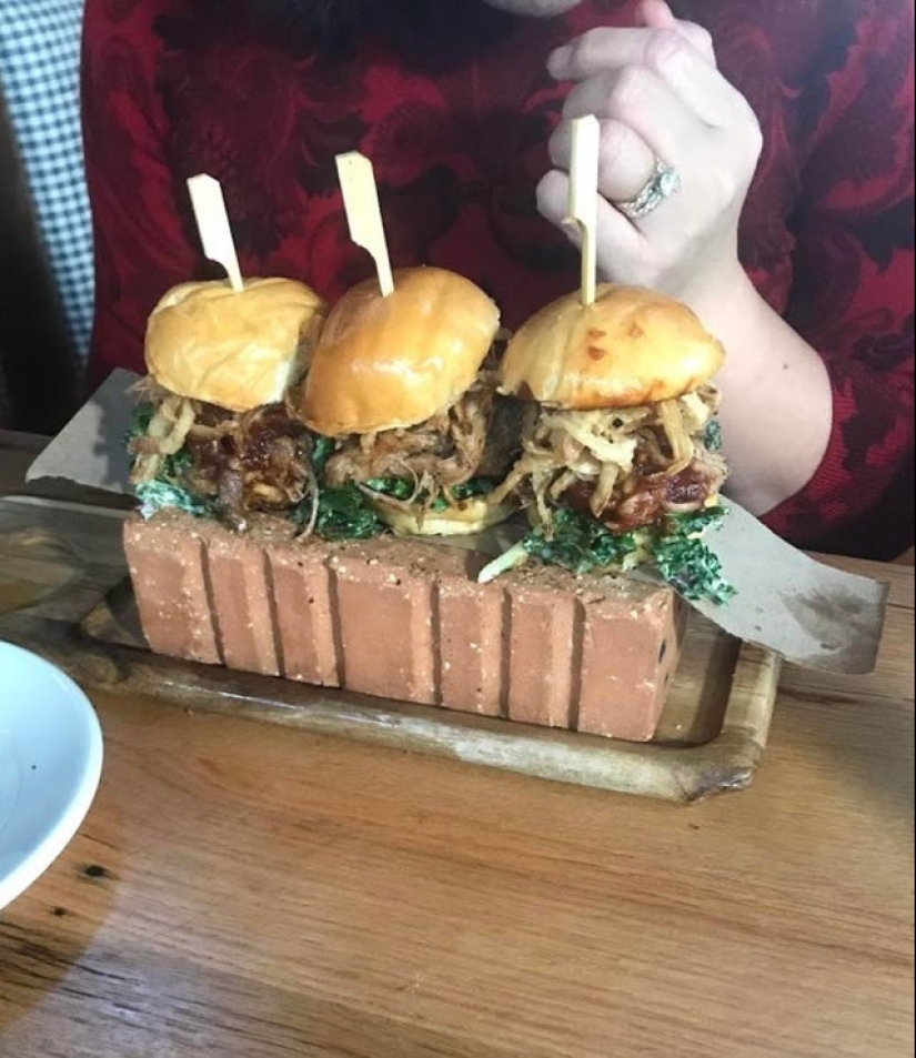 22 examples of crazy serving of dishes, which for some reason exists 22 examples of crazy serving of dishes, which for some reason exists