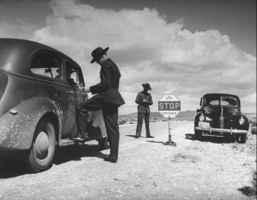 22 fotografías atmosféricas que te darán una mirada inesperada a la historia 22 fotografías atmosféricas que te darán una mirada inesperada a la historia