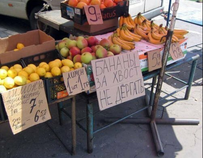 22 funny and strange advertisements from market stalls