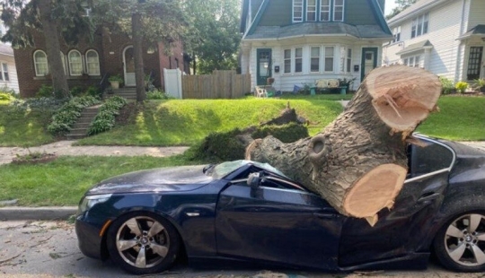 22 funny, but at the same time sad photos from people who were unlucky 22 funny, but at the same time sad photos from people who were unlucky