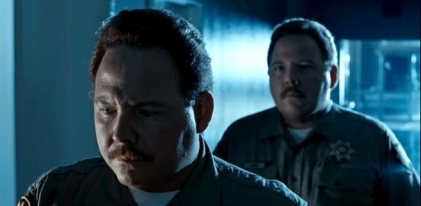 22 huevos de pascua, errores y detalles interesantes en las películas que no notaste 22 huevos de pascua, errores y detalles interesantes en las películas que no notaste