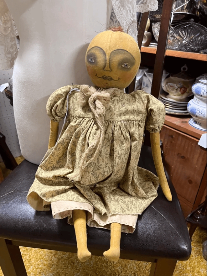 22 Nightmare Dolls: These Finds Will Make You Sleep With the Lights On 22 Nightmare Dolls: These Finds Will Make You Sleep With the Lights On