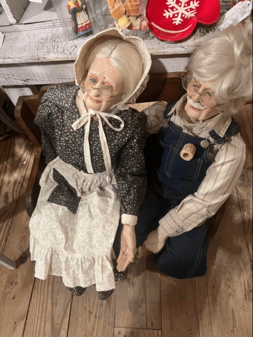 22 Nightmare Dolls: These Finds Will Make You Sleep With the Lights On 22 Nightmare Dolls: These Finds Will Make You Sleep With the Lights On