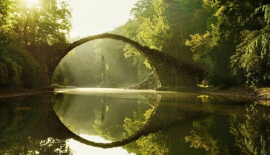 22 paisajes increíbles inspirados en los cuentos de los Hermanos Grimm 22 paisajes increíbles inspirados en los cuentos de los Hermanos Grimm