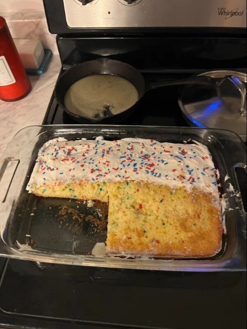 22 photos from those who had a bad day