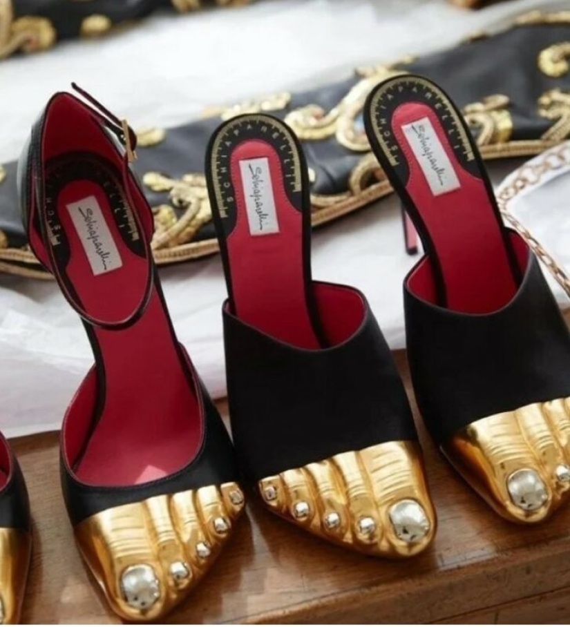 22 photos in which something inexplicable, but very interesting, is happening 22 photos in which something inexplicable, but very interesting, is happening