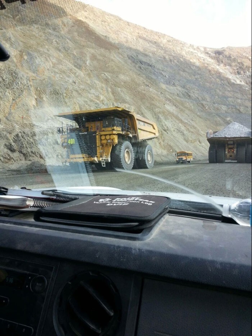 22 photos of really gigantic things that can cause an attack of megalophobia 22 photos of really gigantic things that can cause an attack of megalophobia