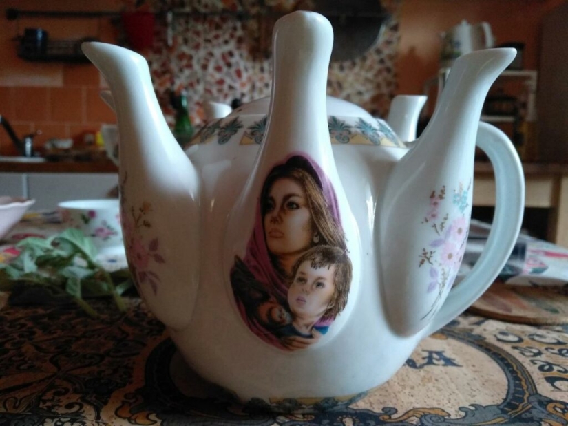 22 photos of unusual and even strange designer dishes