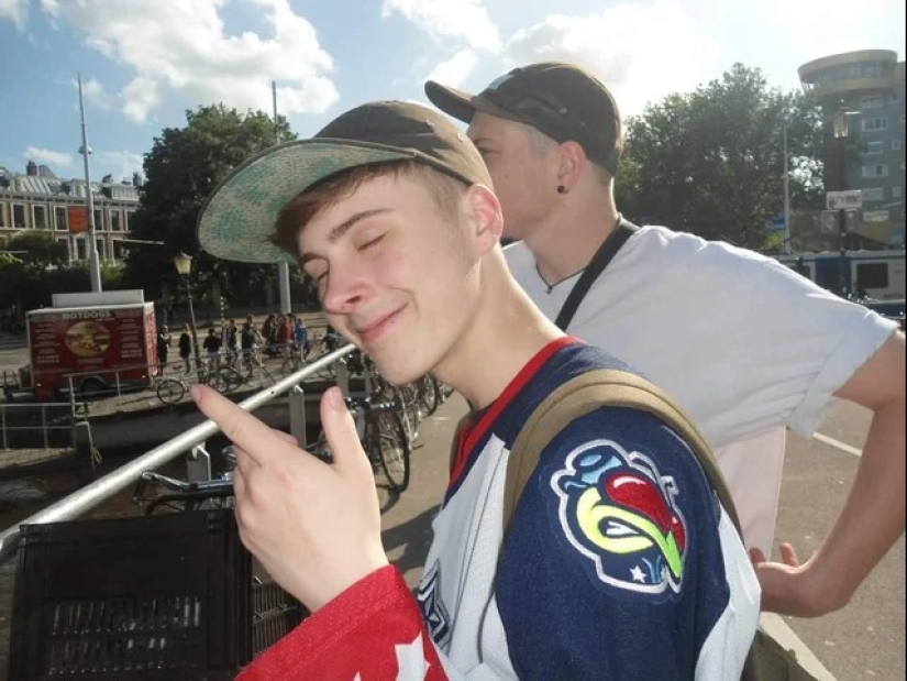 22 photos that you will have to look at twice to understand what is happening 22 photos that you will have to look at twice to understand what is happening