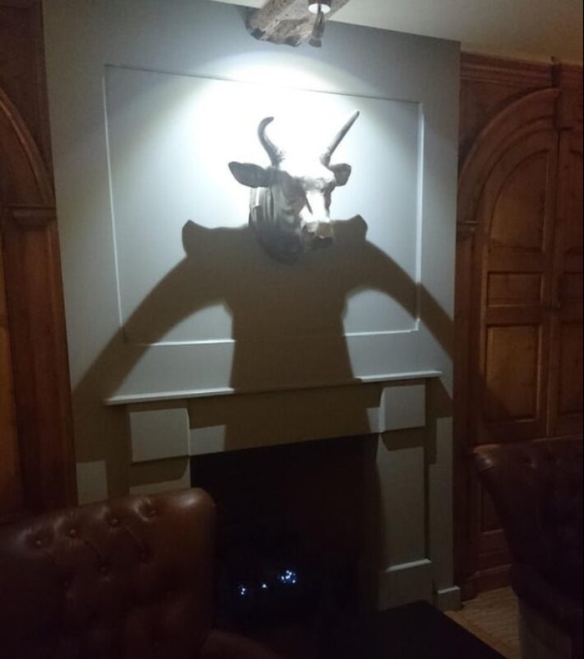 22 photos with tricks and illusions, which are so difficult to understand 22 photos with tricks and illusions, which are so difficult to understand