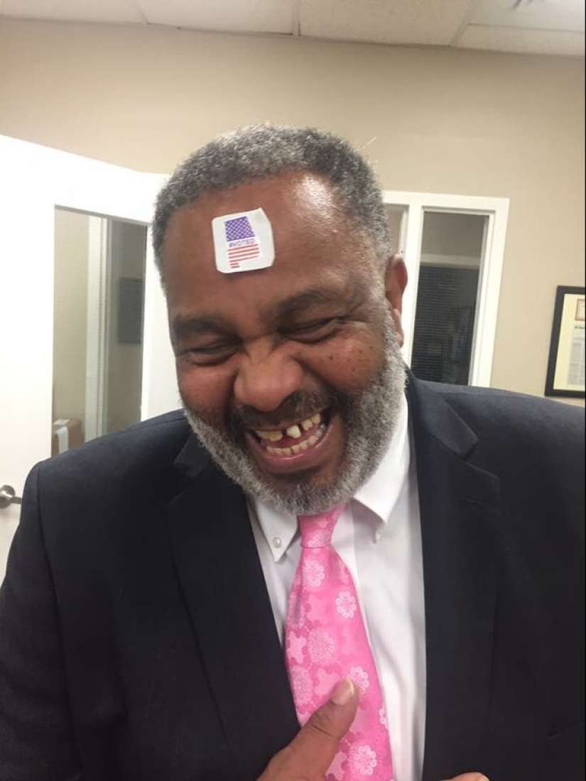 22 photos with vivid emotions of people who did something for the first time