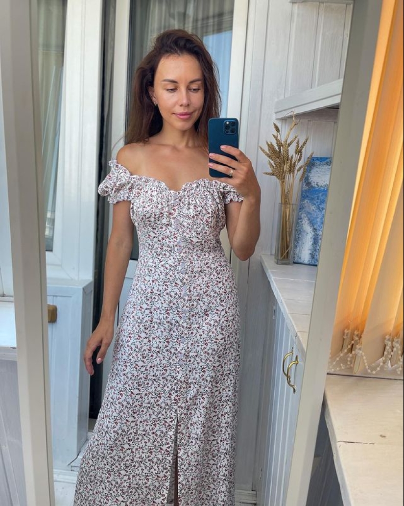 22 proofs that sewing is not only useful, but also interesting 22 proofs that sewing is not only useful, but also interesting