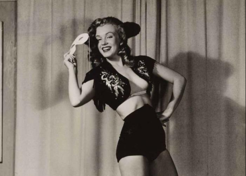 22 scandalous erotic pictures of Marilyn Monroe, which few people know about 22 scandalous erotic pictures of Marilyn Monroe, which few people know about
